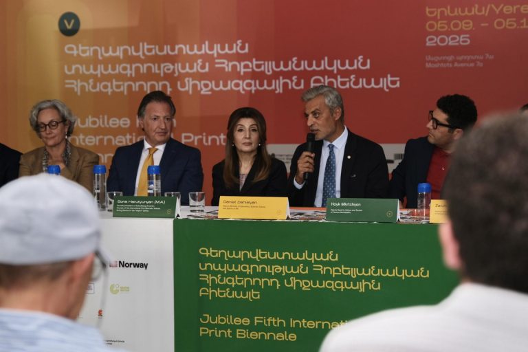 Biennale Internazionale della Stampa 6
