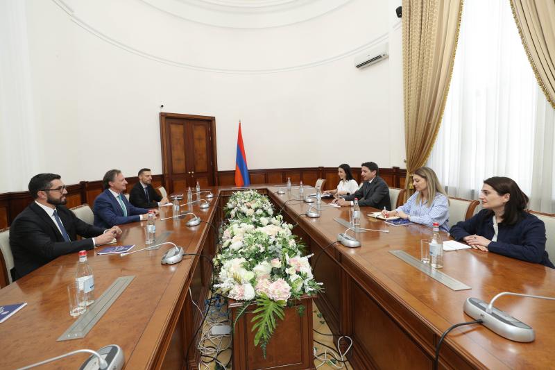Incontro con il Ministro delle Finanze