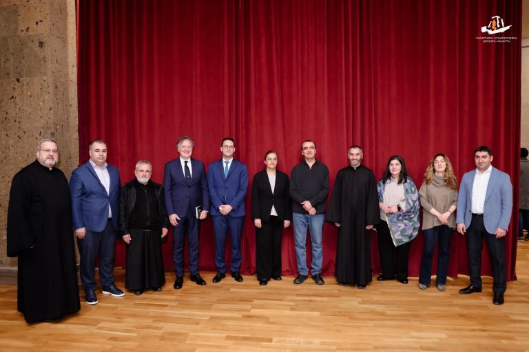 Concerto 350esimo anniversario Abate Mechitar 1