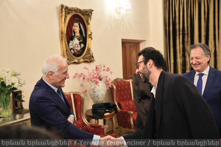 Pagliacci Jerevan 10