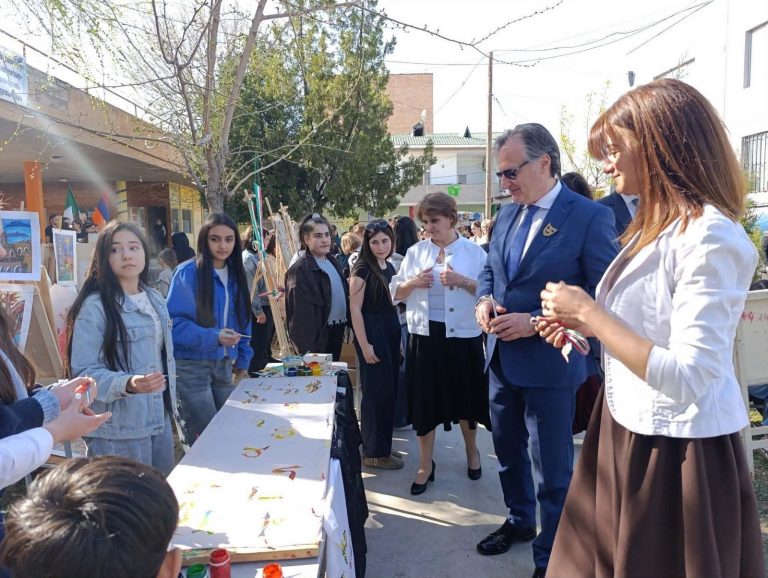 VISITA AL CENTRO ESTETICO DI ARTASHAT 4