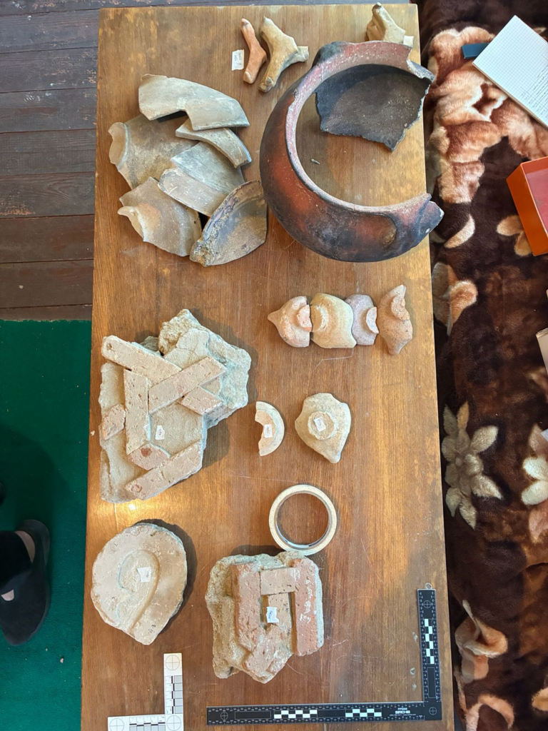 Visita dell’Ambasciatore Ferranti agli scavi archeologici di Dvin 7